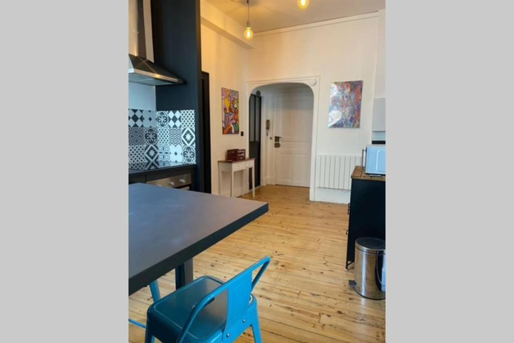 60 M2 Au Coeur Du Centre Ville Кахор Екстериор снимка