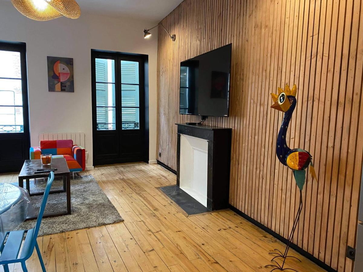 60 M2 Au Coeur Du Centre Ville Кахор Екстериор снимка